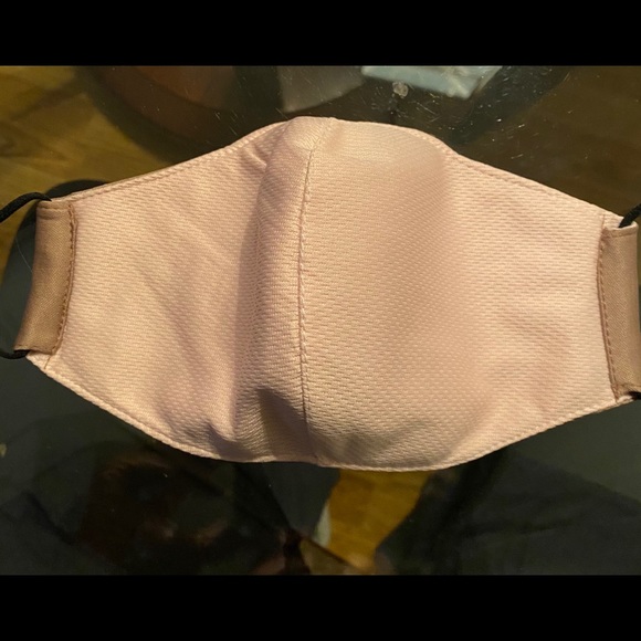 Nike Facemask - Picture 3 of 6